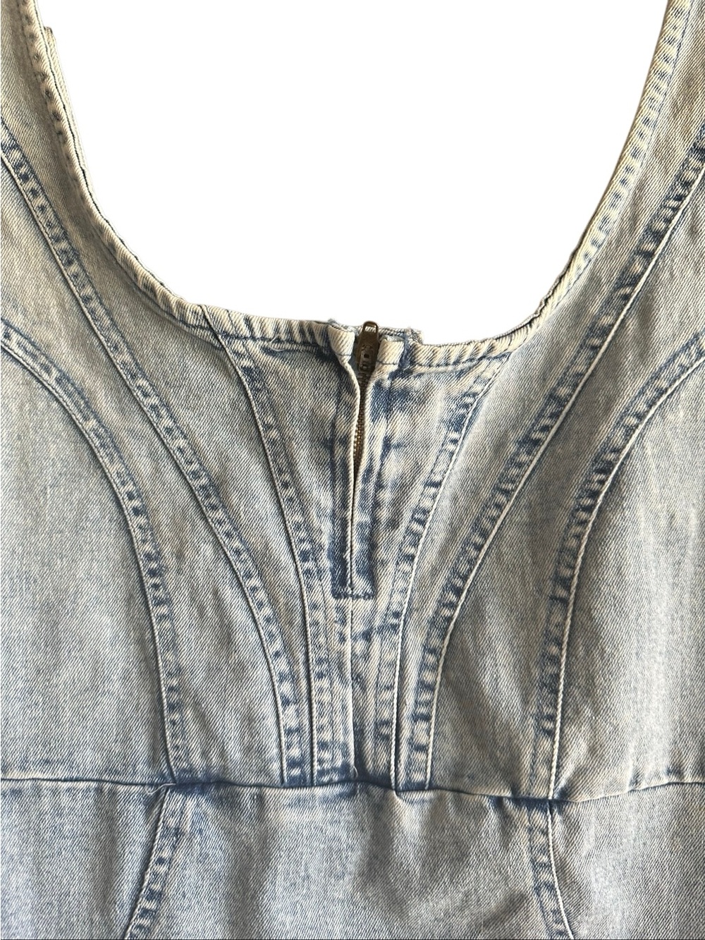 Mermaid Fitted Acid Wash Denim Midi Dress with Front Slit. Medium - Picture 11 of 14